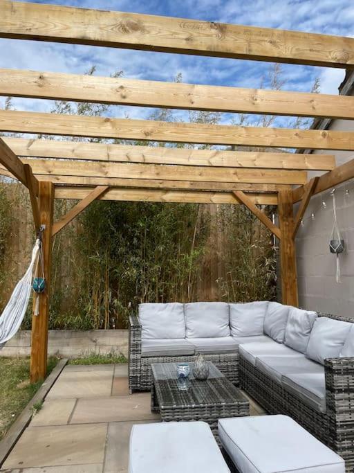 Modern, Central Bungalow With Large Garden Bournemouth Exterior foto